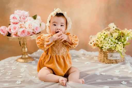 延安11个月宝宝会什么