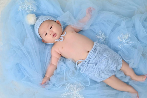 延安未满月宝宝上火的症状 延安未满月宝宝上火的症状